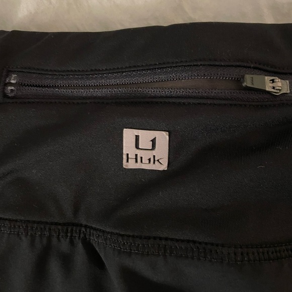 NWOT, Black, Huk Athletic Skort Size M - Picture 5 of 6